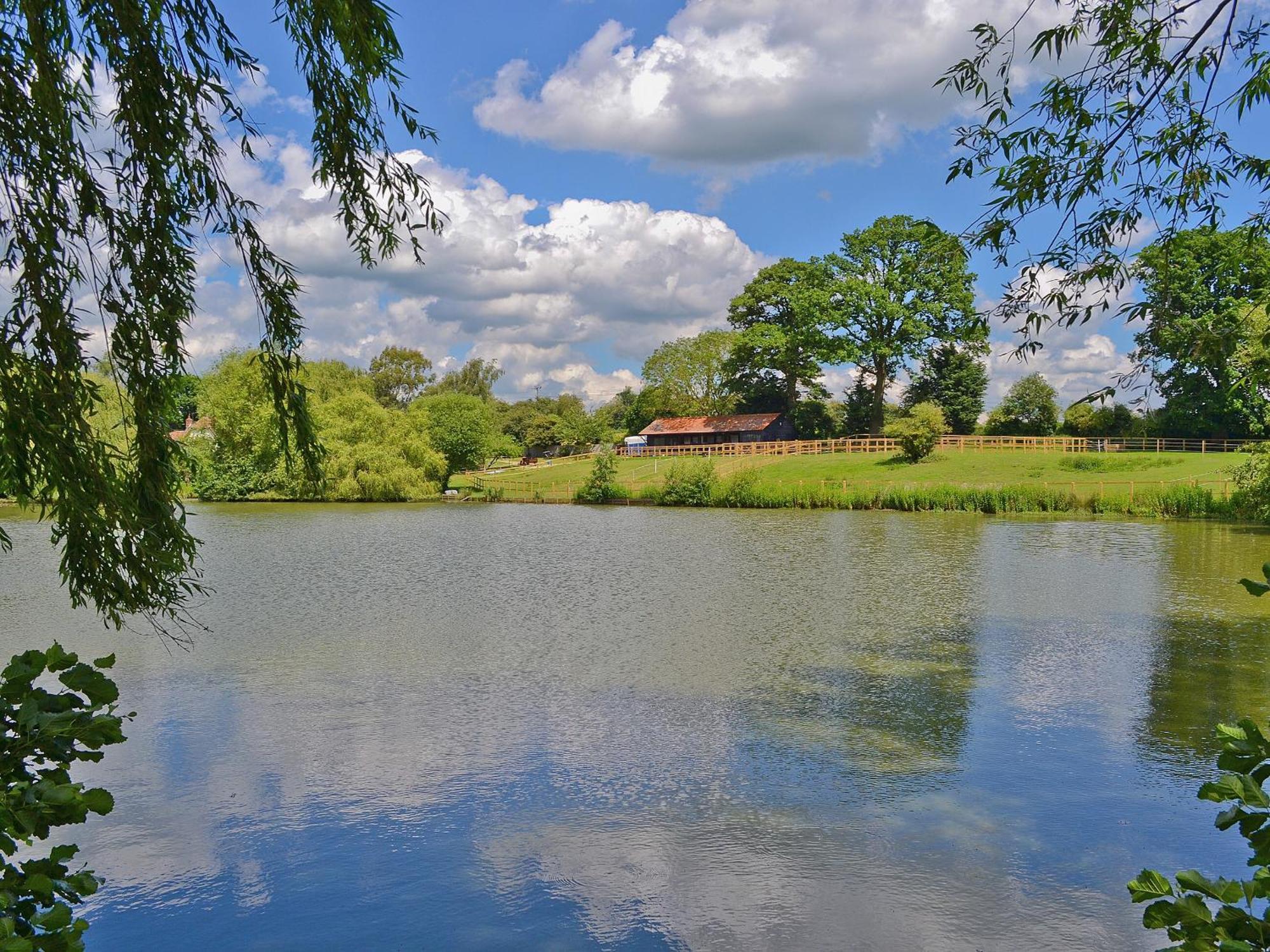 Lake House Cottage Finchingfield Eksteriør billede